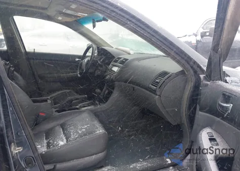 2003 Honda Accord 2.4 Ex from USA, damaged, VIN 1HGCM56633A014565